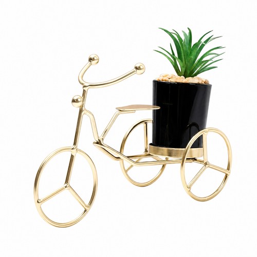 Freestanding wire planter with - freestanding,